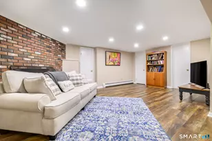 44 Newfield Ct, Stamford, CT 06905 - Photo 19