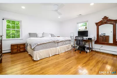 44 Newfield Court, Stamford, CT 06905 - Photo 11