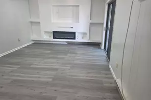 95 Park Ave, Danbury, CT 06810 - Photo 3