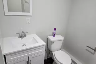 95 Park Ave, Danbury, CT 06810 - Photo 19