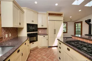 5 Old Mill Rd, Weston, CT 06883 - Photo 9