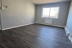 129 Black Rock Ave, Bridgeport, CT 06605 - Photo 3