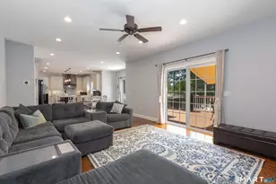 56 Judith Dr, Danbury, CT 06811 - Photo 15