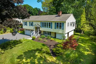 25 Olmstead Ln, Ridgefield, CT 06877 - Photo 1