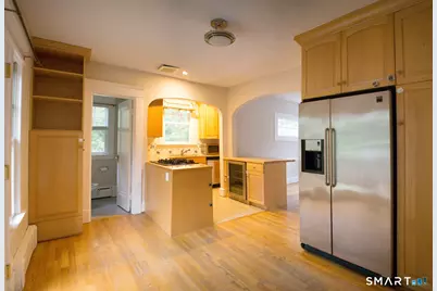 130 Marvelwood Drive, New Haven, CT 06515 - Photo 11