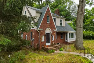 130 Marvelwood Dr, New Haven, CT 06515 - Photo 3