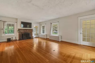 130 Marvelwood Drive, New Haven, CT 06515 - Photo 11