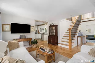 9 E Franklin St, Killingly, CT 06239 - Photo 3