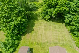 33 Kingswood Rd, Danbury, CT 06811 - Photo 9