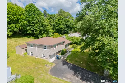 33 Kingswood Road, Danbury, CT 06811 - Photo 3