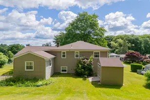33 Kingswood Rd, Danbury, CT 06811 - Photo 5