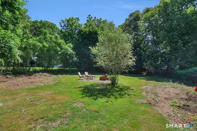 17 Trumbull Place, North Haven, CT 06473 - Photo 37