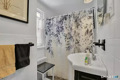 17 Trumbull Place, North Haven, CT 06473 - Photo 17