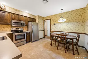 163 Sentinel Hill Rd, North Haven, CT 06473 - Photo 9