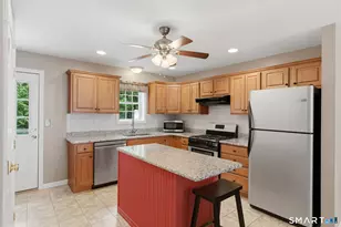 17 Cross Crk Rd, Plainfield, CT 06374 - Photo 9