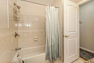 30 Lakeview Dr, Milford, CT 06460 - Photo 23