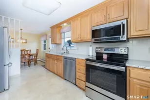 234 Beacon St, Newington, CT 06111 - Photo 9