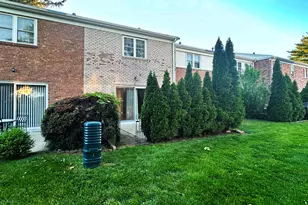 153 Penn Common, Milford, CT 06460 - Photo 25