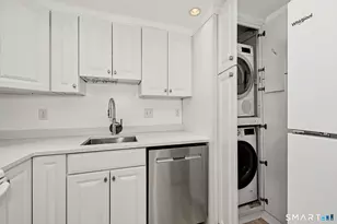 143 Hoyt St, Stamford, CT 06905 - Photo 11