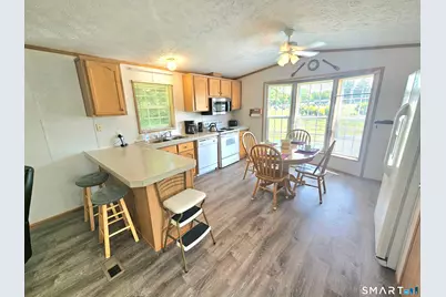 35 Grove Street, East Windsor, CT 06088 - Photo 11