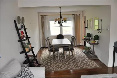 22 Essex Road, Greenwich, CT 06831 - Photo 9