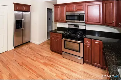 124 Pine Street, Waterbury, CT 06710 - Photo 17