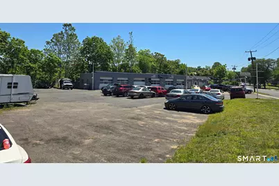 200 Main Street, East Hartford, CT 06118 - Photo 9