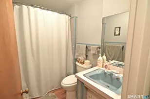 39 Taylor Rd, Bethel, CT 06801 - Photo 9