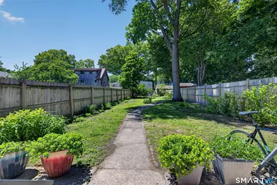 52 Edwards Street #1, New Haven, CT 06511 - Photo 15