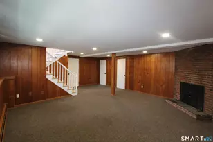 32 Lexington Cir, Newington, CT 06111 - Photo 17