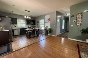 987 Silver Ln, East Hartford, CT 06118 - Photo 9