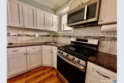 196 Russ Street #2nd Floor, Hartford, CT 06106 - Photo 3
