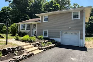 3 Woodview Dr, Brookfield, CT 06804 - Photo 1