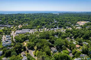 32 Morningside Dr N, Westport, CT 06880 - Photo 3