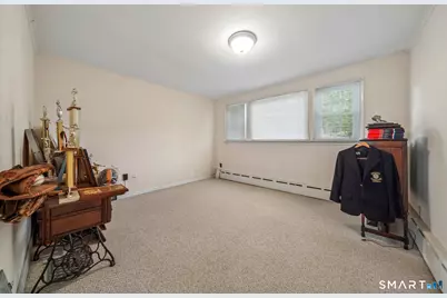 11 Stuart Drive, Greenwich, CT 06870 - Photo 15