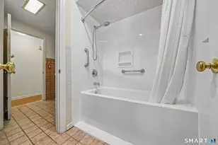 11 Stuart Dr, Greenwich, CT 06870 - Photo 11