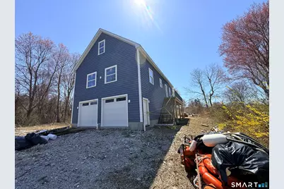 7 Larson Street, Waterford, CT 06385 - Photo 9