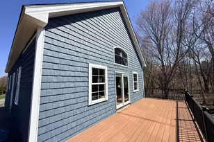7 Larson St, Waterford, CT 06385 - Photo 11