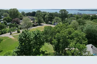 7 Larson Street, Waterford, CT 06385 - Photo 5