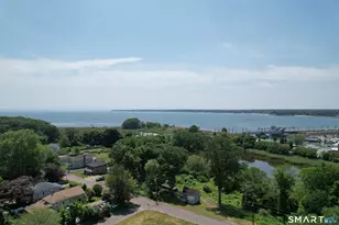 7 Larson St, Waterford, CT 06385 - Photo 3