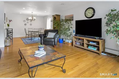 402 Wheeler Park Avenue, Fairfield, CT 06825 - Photo 5