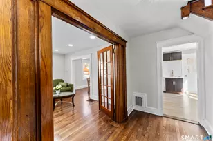 30 Oakwood St, East Hartford, CT 06108 - Photo 5