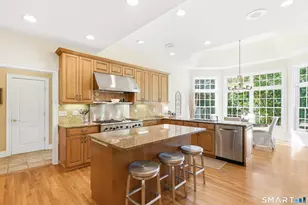 30 Carriage Dr, Easton, CT 06612 - Photo 9