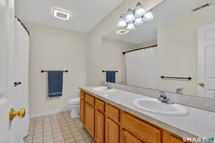 560 Silver Sands Rd, East Haven, CT 06512 - Photo 21