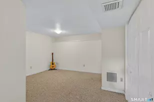 560 Silver Sands Rd, East Haven, CT 06512 - Photo 23