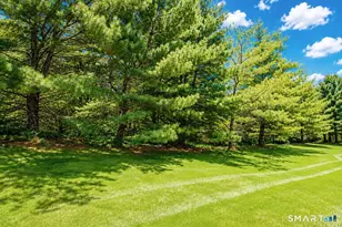 25 Hamden Hills Dr, Hamden, CT 06518 - Photo 27