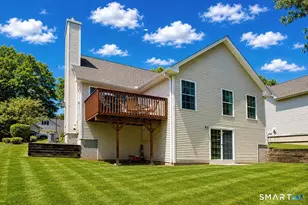 25 Hamden Hills Dr, Hamden, CT 06518 - Photo 31