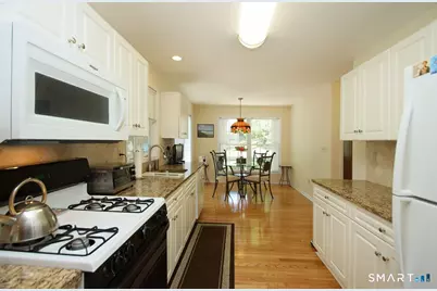 25 Hamden Hills Drive #23, Hamden, CT 06518 - Photo 9