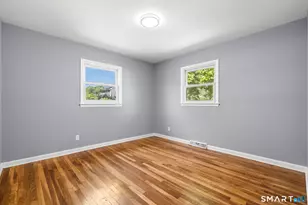 215 Wellington St, Stratford, CT 06615 - Photo 17