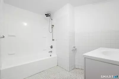 215 Wellington Street, Stratford, CT 06615 - Photo 25